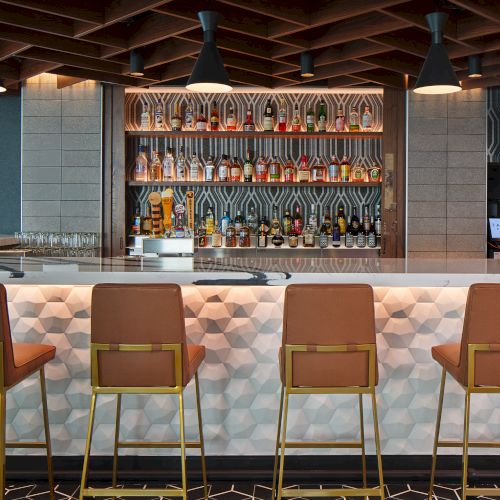River's Edge Hotel Portland, Tapestry Collection by Hilton