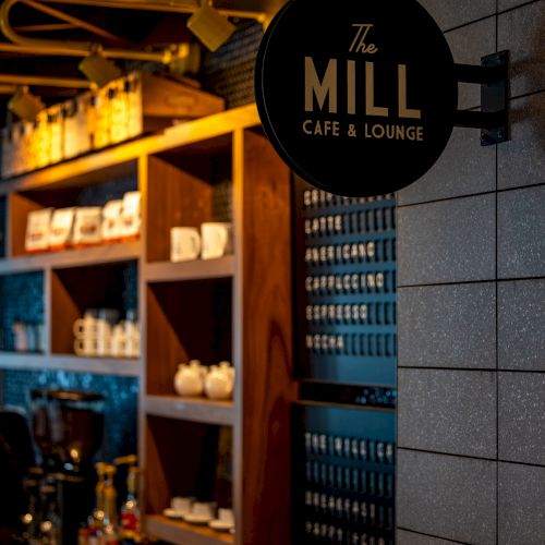 River's Edge Hotel Portland, Tapestry Collection by Hilton