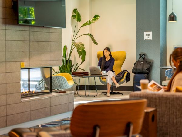 River's Edge Hotel Portland, Tapestry Collection by Hilton